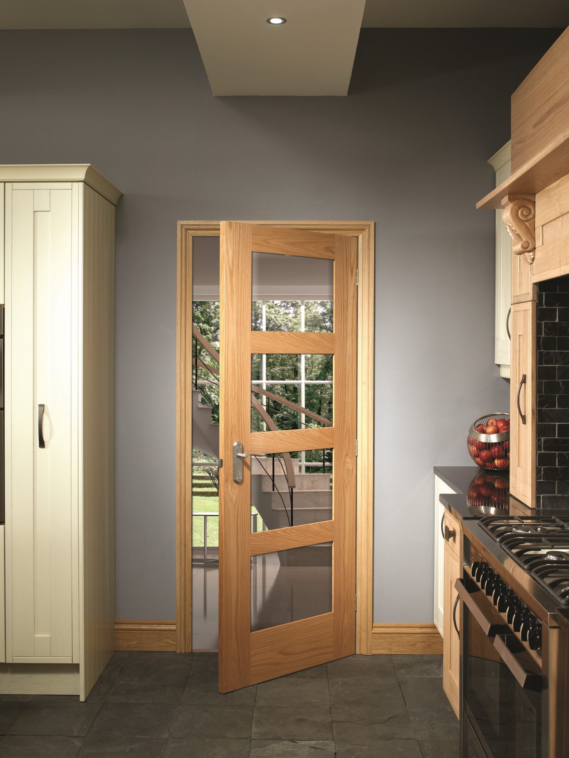 Shaker 4 Light Internal Oak Door with Obscure Glass - Image 2