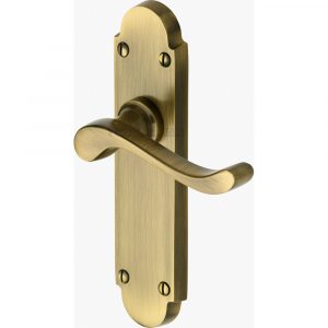 Door Handle Lever Latch Savoy Design