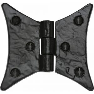 The Tudor Butterfly Hinge