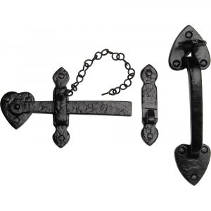 The Tudor Suffolk Latch Black Iron