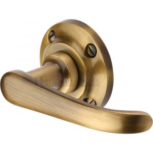 Door Handle Lever Latch on Round Rose Windsor Design