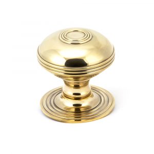 Prestbury Centre Door Knob