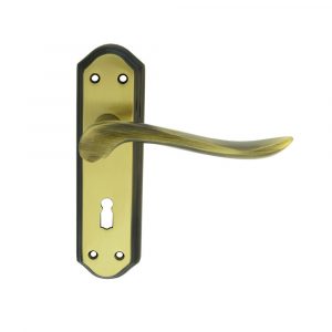 Lytham Lever On Backplate – Lock 57mm C/C