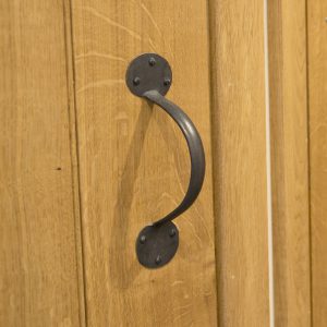 Face Fix Pull Handles